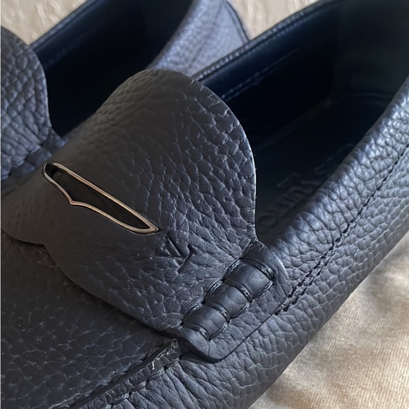 Mens Louis Vuitton driver shoe - Picture 3 of 5